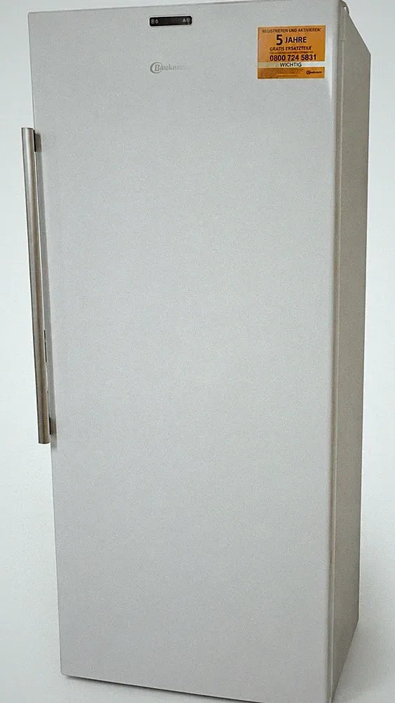 Bauknecht Gefrierschrank freist. weiß 309L 175x71cm NoFrost 5 Schubl. + 2 Fächer
