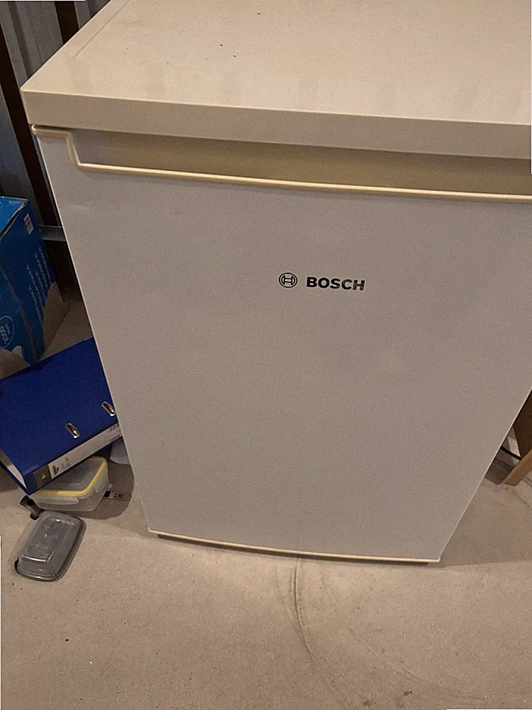 Bosch GTV15NW3A Tischgefrierschrank freistehend weiß 3 Schubladen manuell