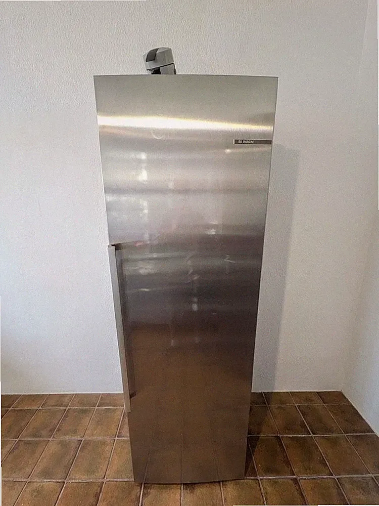 Bosch NoFrost Gefrierschrank GSN36AIEP (Inox) – Wie NEU, nur 3 Monate gelaufen!