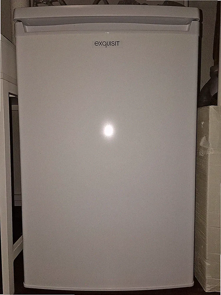 exquisit Kühlschrank 85,5 cm hoch 55 cm breit, 109 L Volumen, 4 Sterne Gefrieren