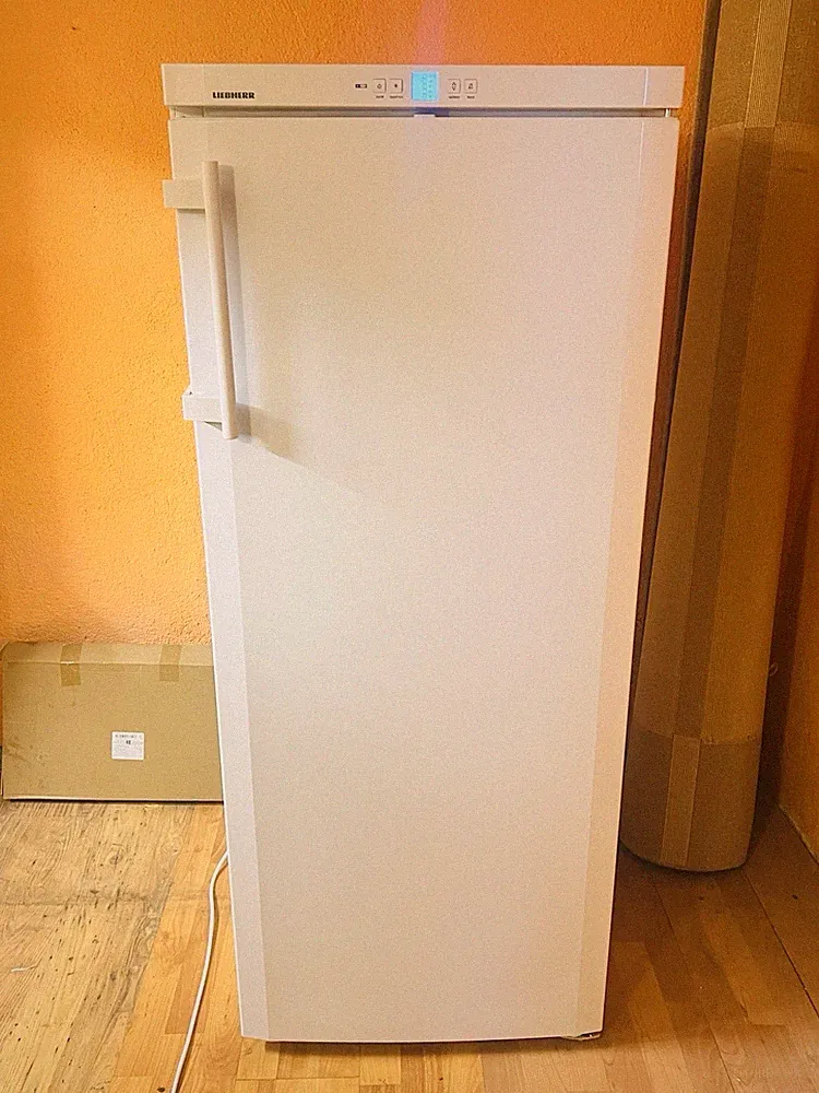 Liebherr GNP 2313 NoFrost Gefrierschrank weiß 226 l SuperFrost 5 Schubl.