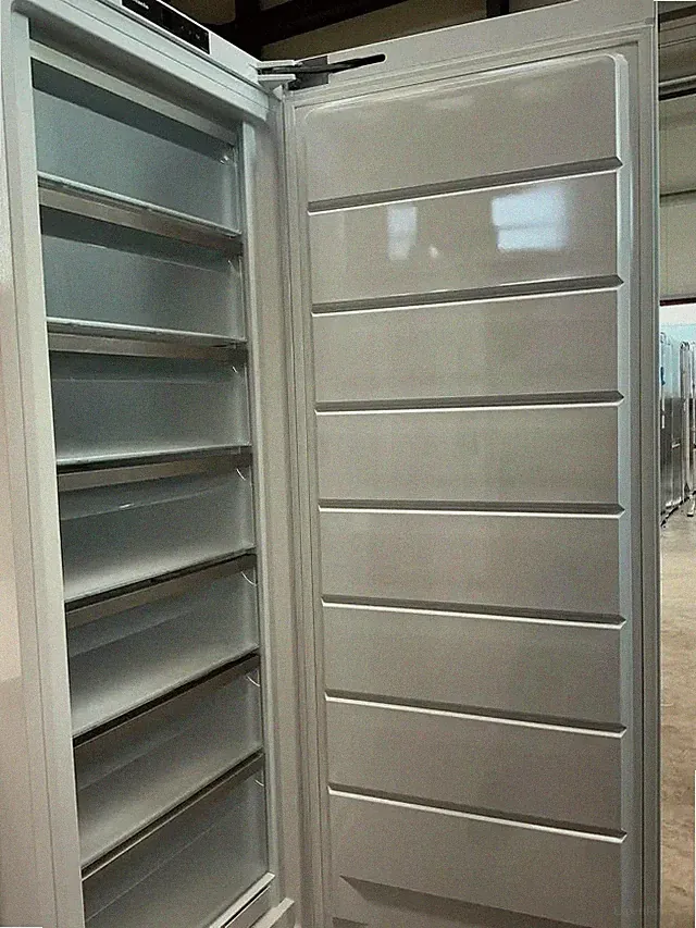 Miele FN 4778 C Gefrierschrank weiß NoFrost 363 L 12430330 geprüft