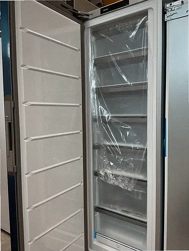 Miele FNS 4882 D Gefrierschrank Edelstahl NoFrost 278 L 11953920 geprüft
