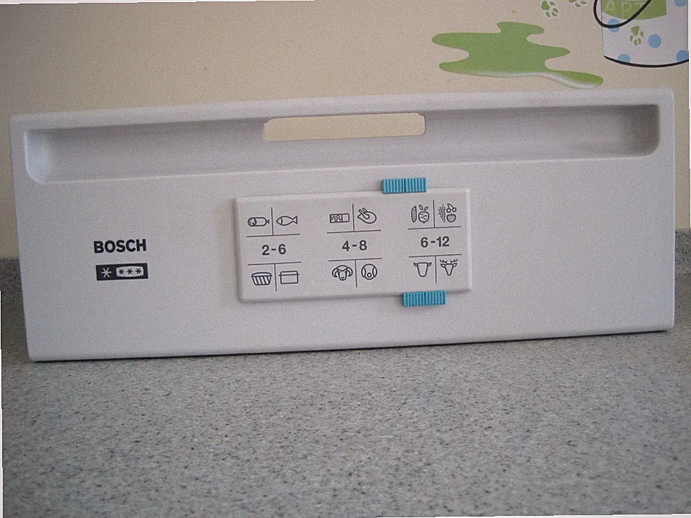 ORIGINAL OEM BOSCH GEFRIERSCHRANK KURZ GEFRIERBEHÄLTER 00271367 GIL1334/01